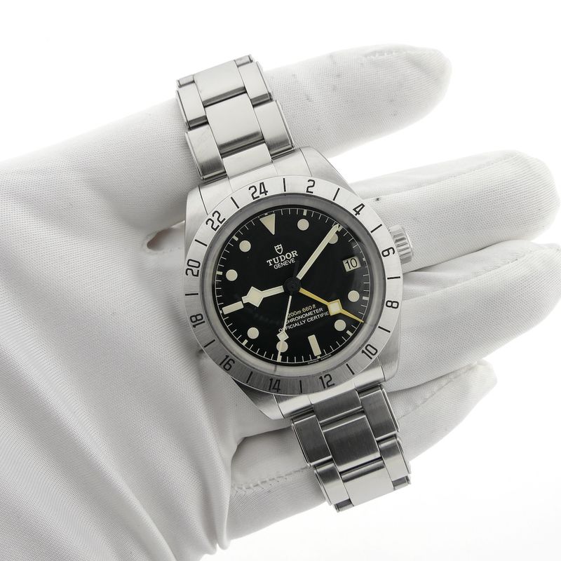 Image 7 of Tudor Black Bay Pro M79470; Automatic men's watch
