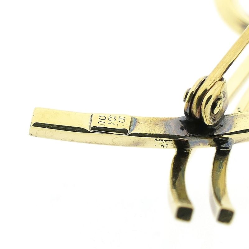 Image 7 of Vintage gold brooch with pearl