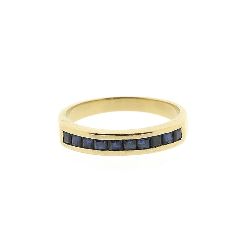 Image 3 of 18 carat gold ring with sapphire