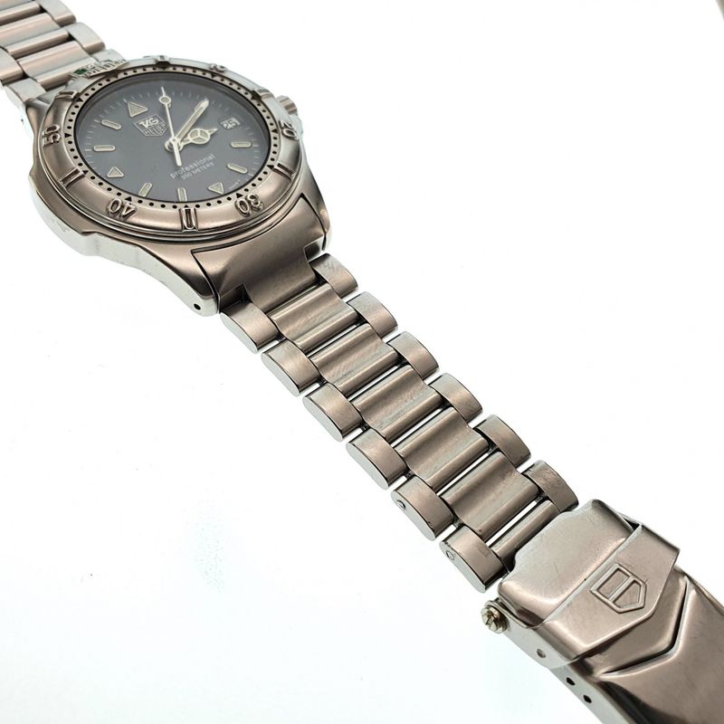 Image 8 of Tag Heuer 4000; Unisex watch
