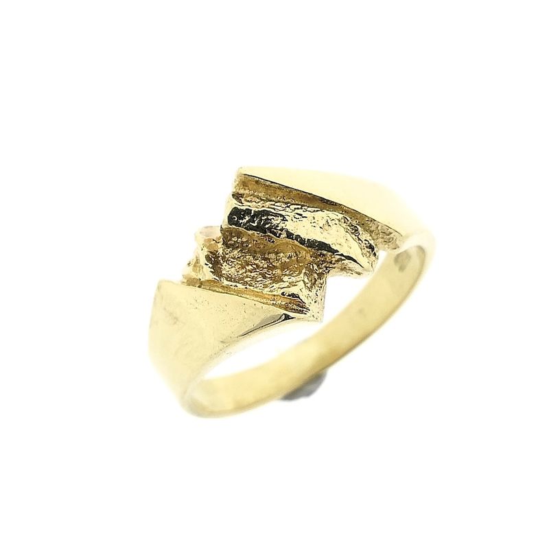 Image 1 of Gold ring; Riitta Hakala