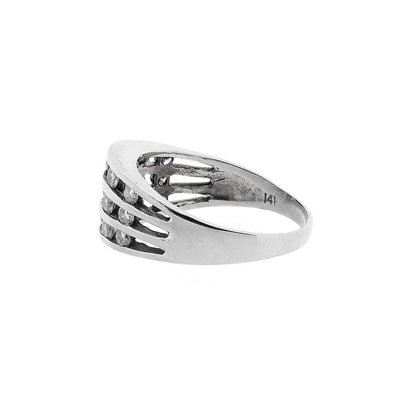 Image 8 of White gold ring with diamond; 1.02 ct.