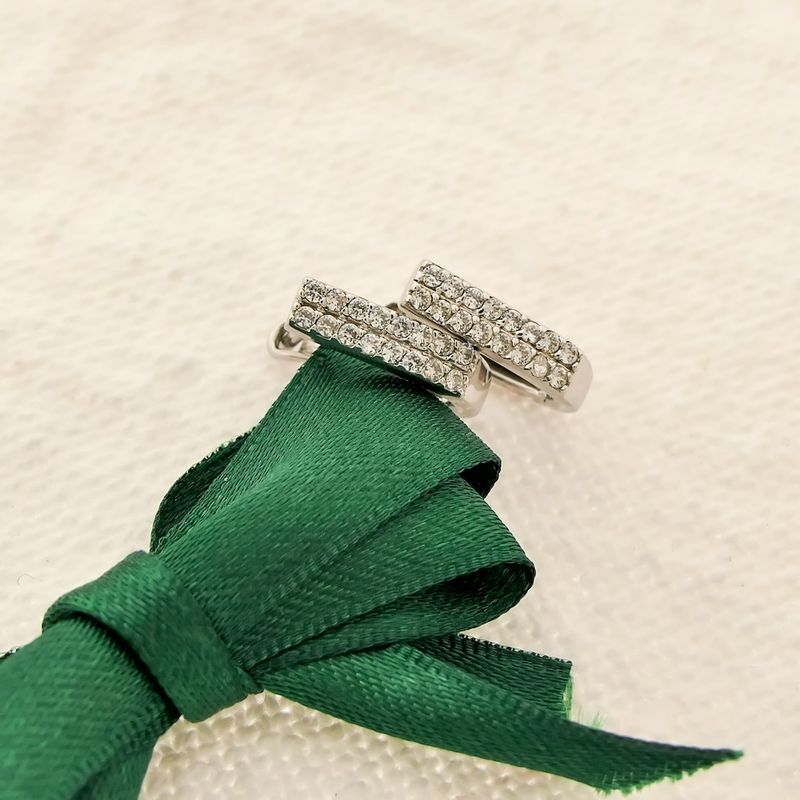 Image 2 of White gold stud earrings with zirconia