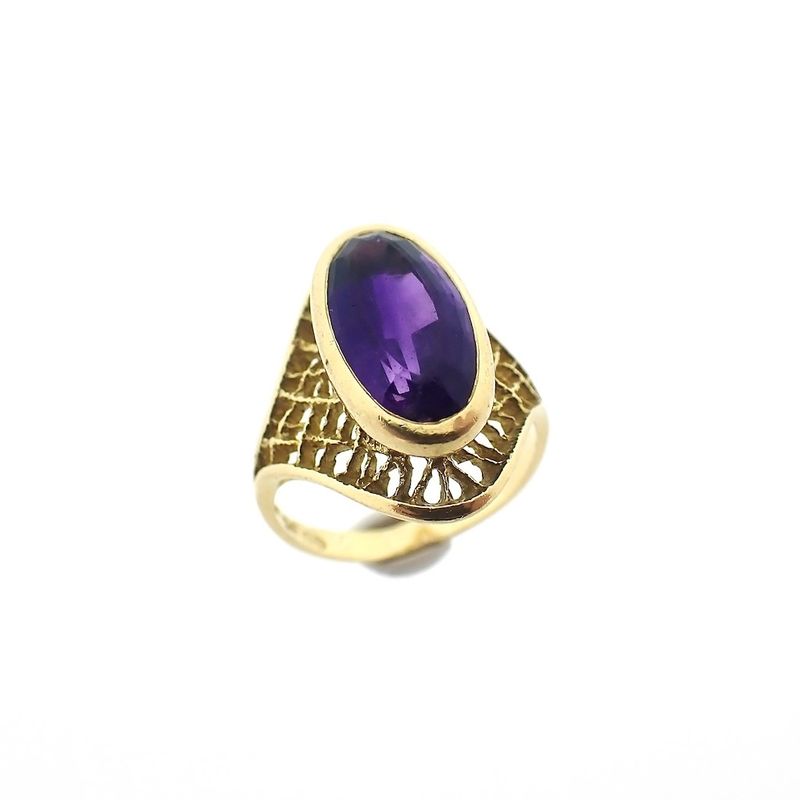 Image 1 of 18K Gold Ring with Amethyst | Vintage