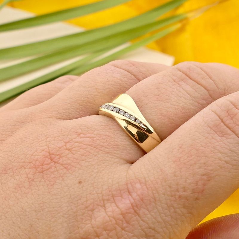 Image 6 of Gold Ring with Zirconia