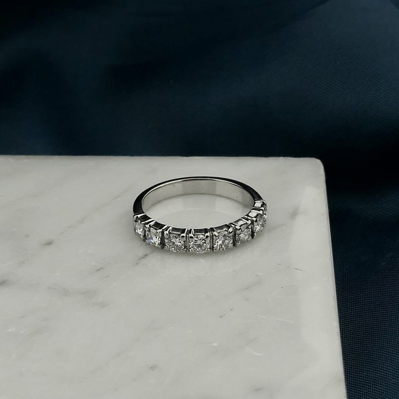 Image 2 of 18-karat white gold ring with diamonds | 1.28 ct.