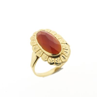Image 1 of Vintage gold ring with carnelian