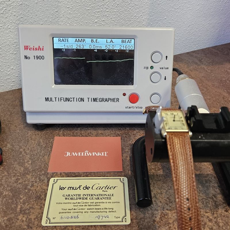 Image 20 of Cartier Tank Vermeil 'Large'; Vintage mechanical watch