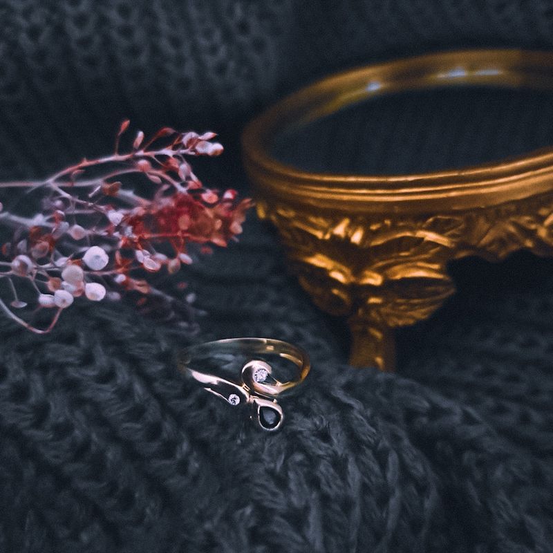 Image 2 of Gold ring with diamonds and sapphire | 0.04 ct.