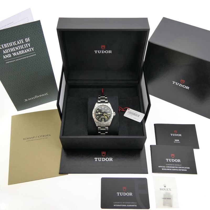 Image 4 of Tudor Black Bay Pro M79470; Automatic men's watch