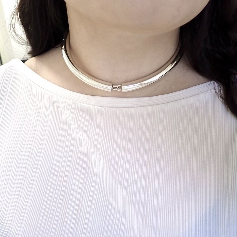 Image 2 of Silver spang necklace