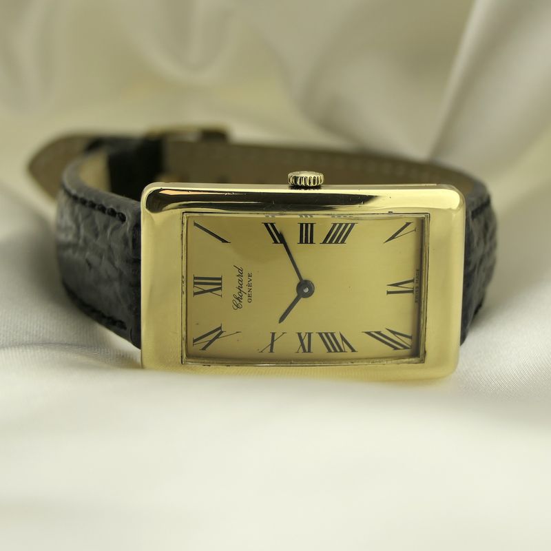 Image 10 of Chopard Classic Tank; Vintage 18k gold watch