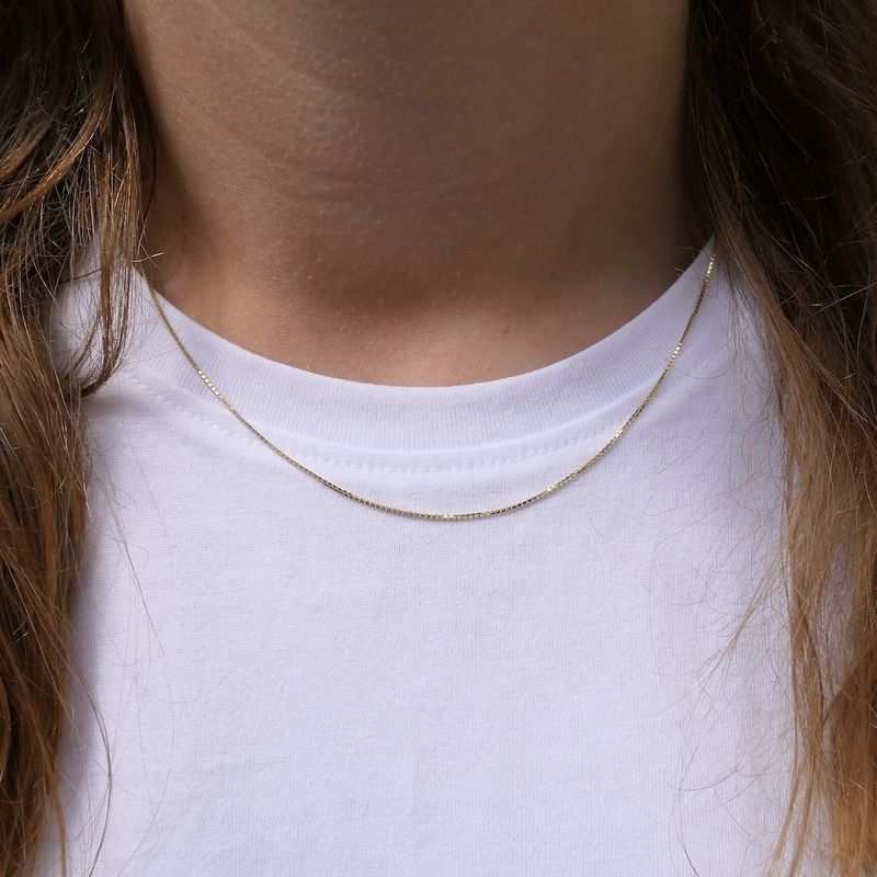 Image 8 of Golden Venetian link chain | 44.5 cm