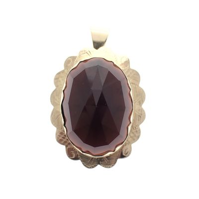 Image 1 of Vintage gold pendant with garnet