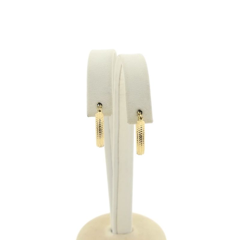 Image 1 of Gold textured earrings | Ø 13.5 mm