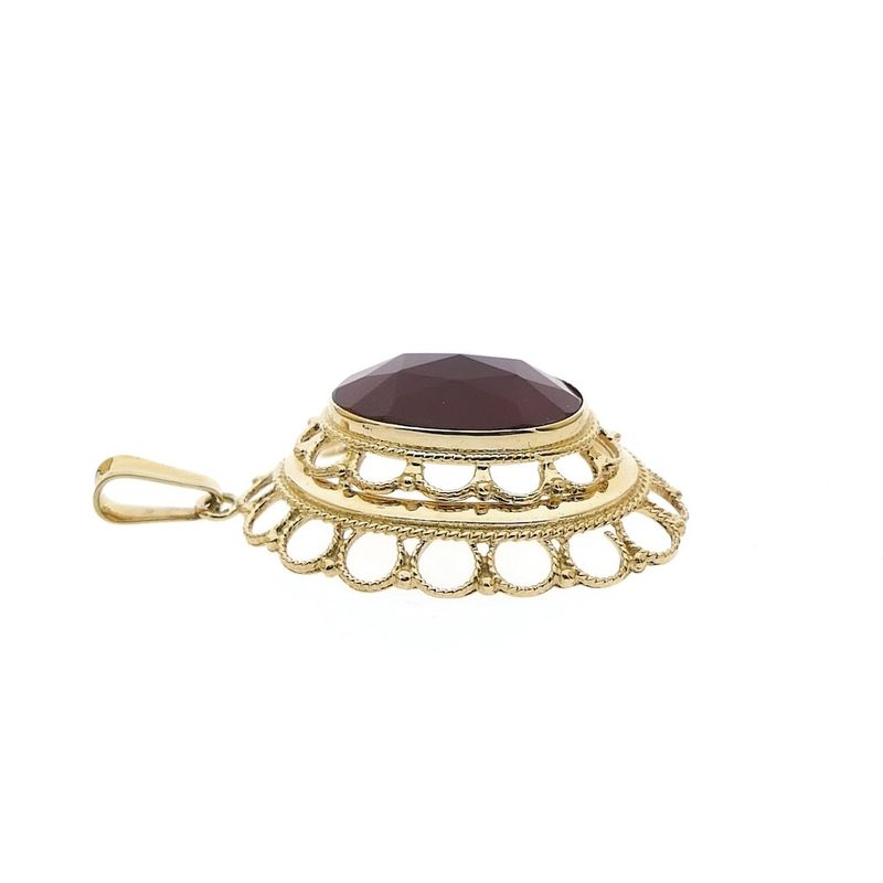 Image 4 of Vintage gold pendant with garnet