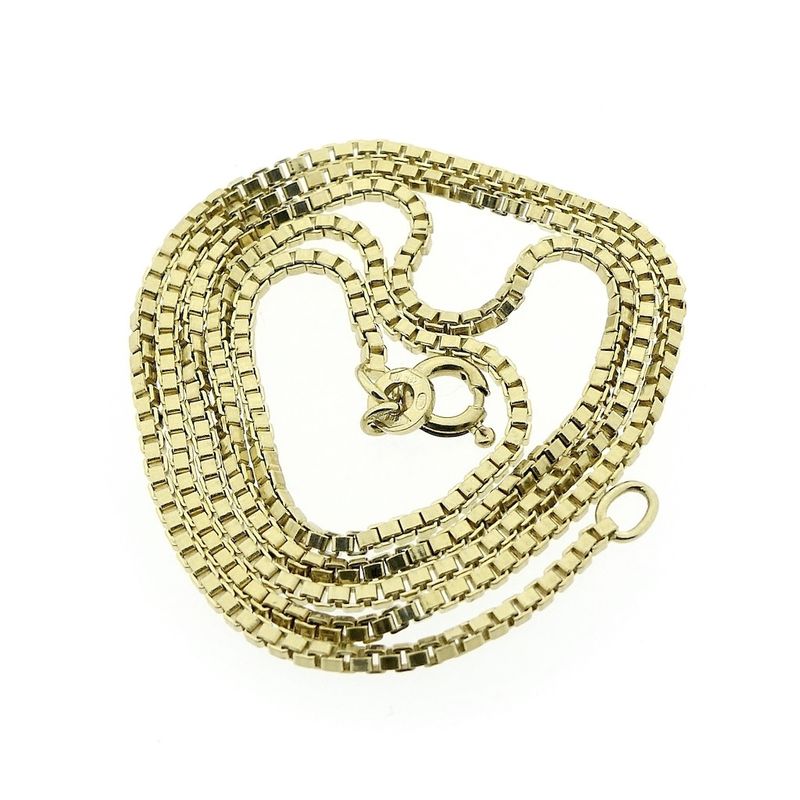 Image 4 of Golden Venetian link chain | 50 cm