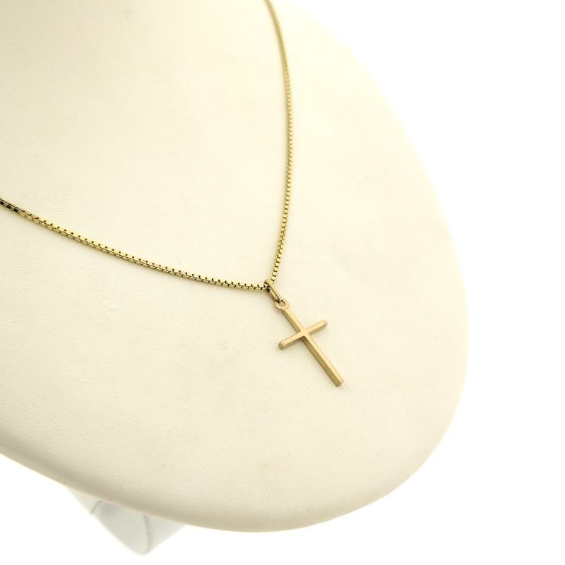 Image 10 of 8 kt. Pendant with a subtle cross