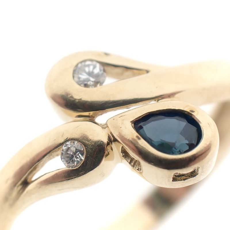 Image 3 of Gold ring with diamonds and sapphire | 0.04 ct.