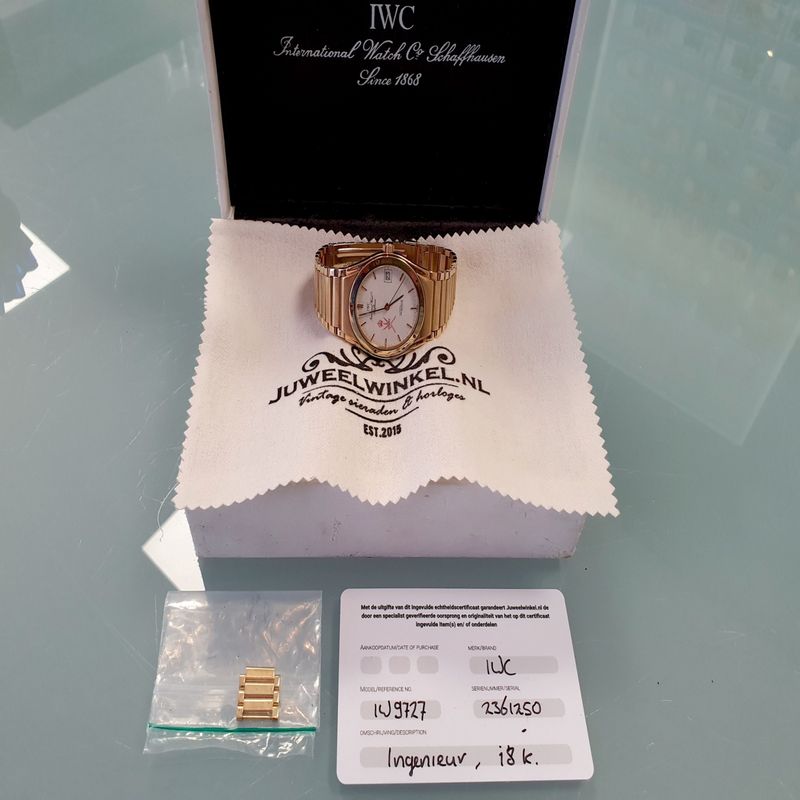 Image 6 of IWC Ingenieur; 18k. men's watch | 'Khanjar Chrest'