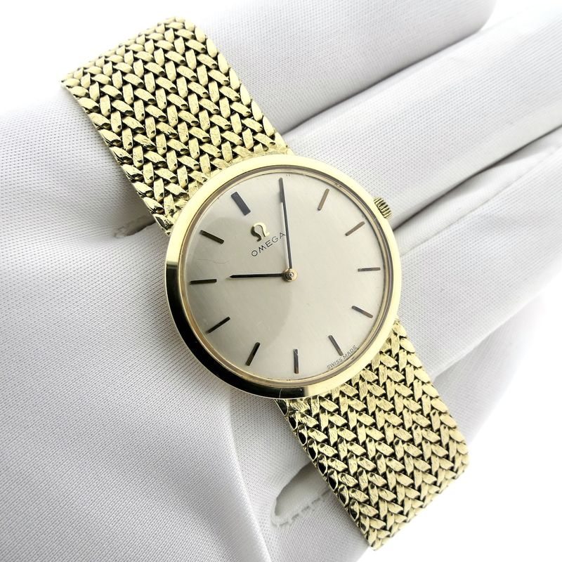 Image 7 of Omega Geneva Ref. 7166; Vintage 14k Gold Men's Watch