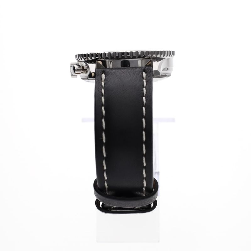 Image 17 of Breitling Navitimer Chronograph 41mm A13324; Automatic men's watch