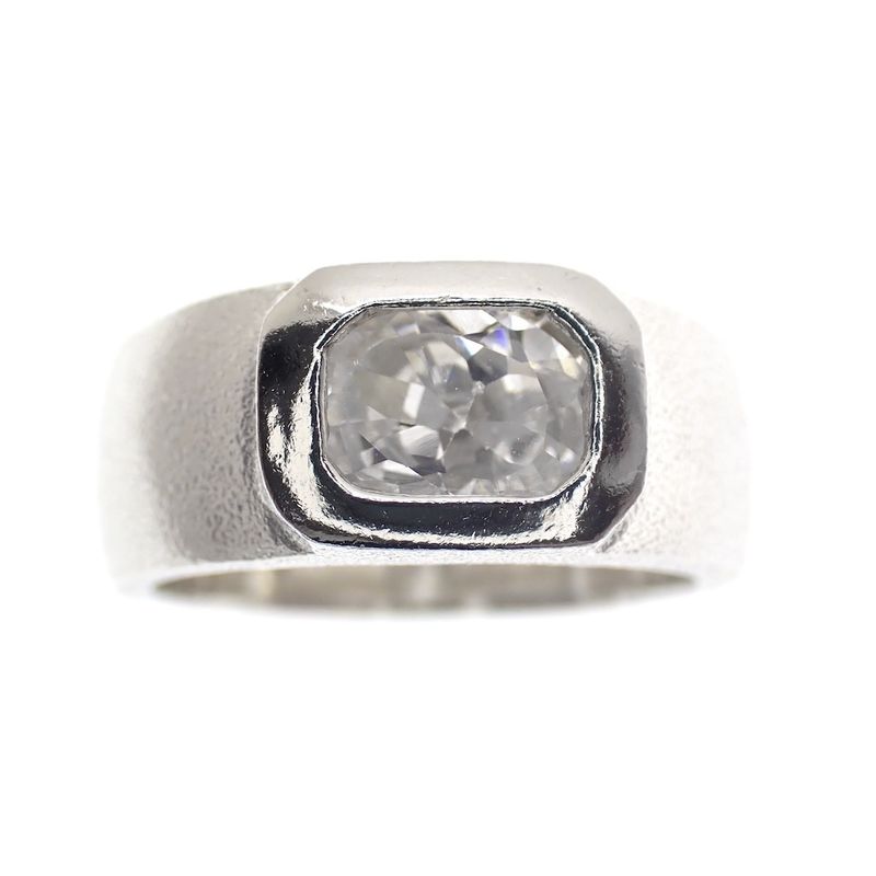 Image 2 of Silver matte ring with zirconia