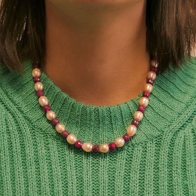 Image 1 of 9 carat pearl necklace with ruby