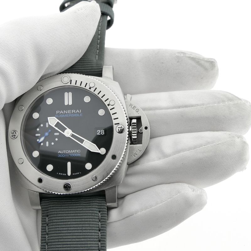 Image 23 of Panerai Submersible QuarantaQuattro 44mm PAM01229; Automatic men's watch