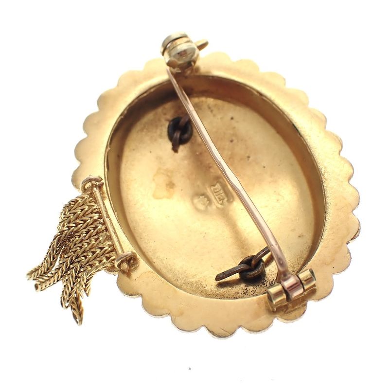 Image 6 of Antique gold brooch with blood coral; Filigree