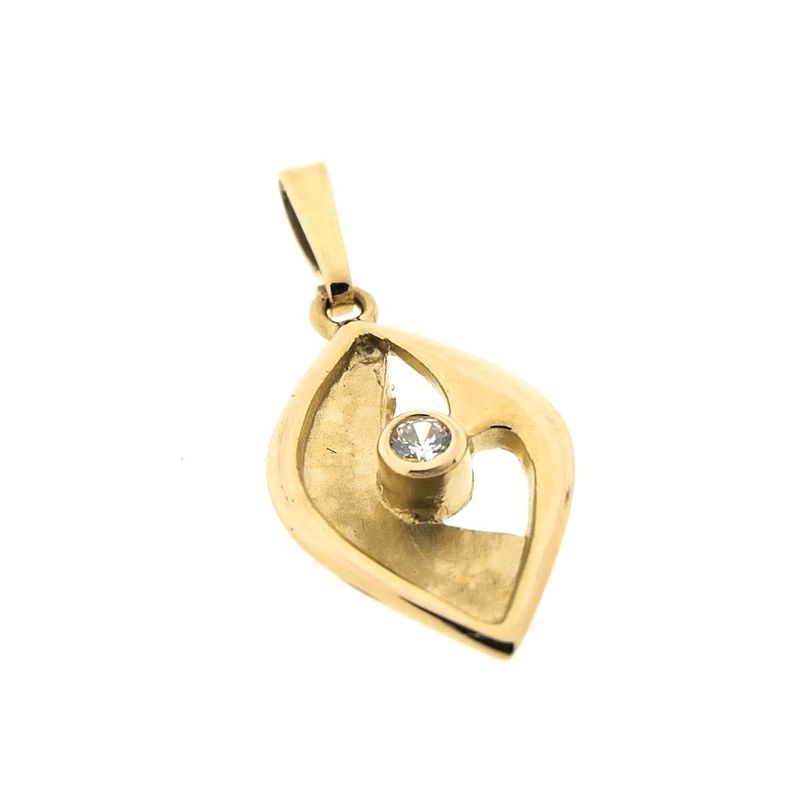 Image 3 of Gold pendant with zirconia.