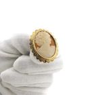 Image 2 of Antique gold brooch/pendant with cameo