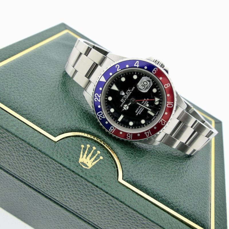 Image 18 of Rolex GMT-Master II 16710; GMT men's watch