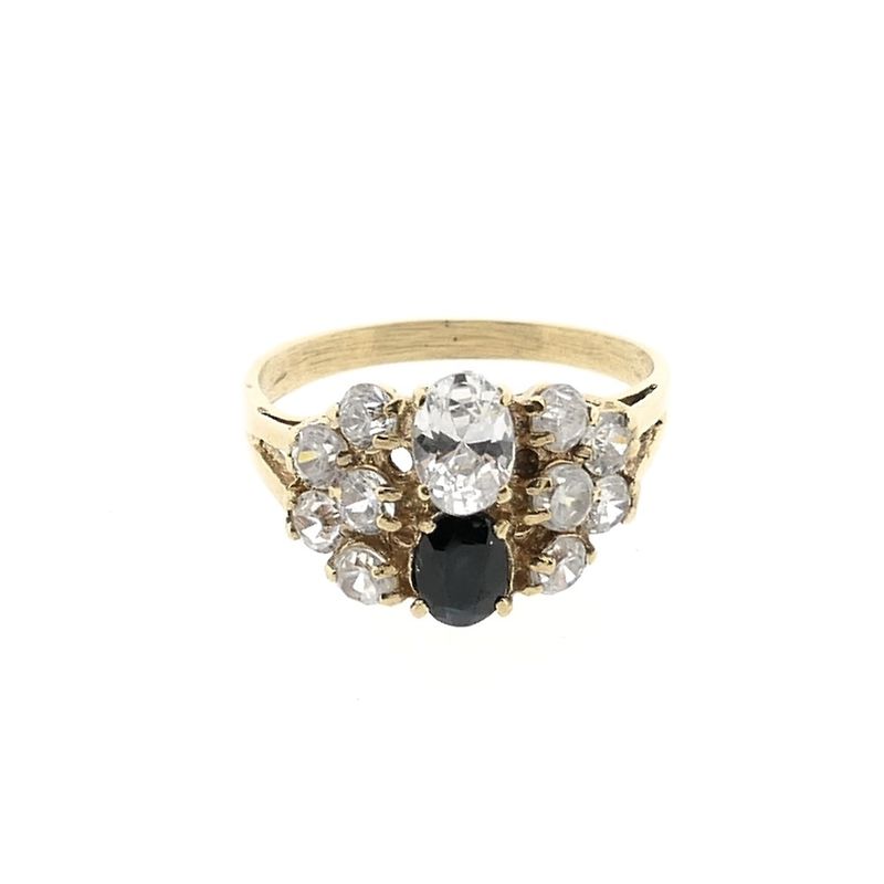 Image 2 of Gold ring with zirconia
