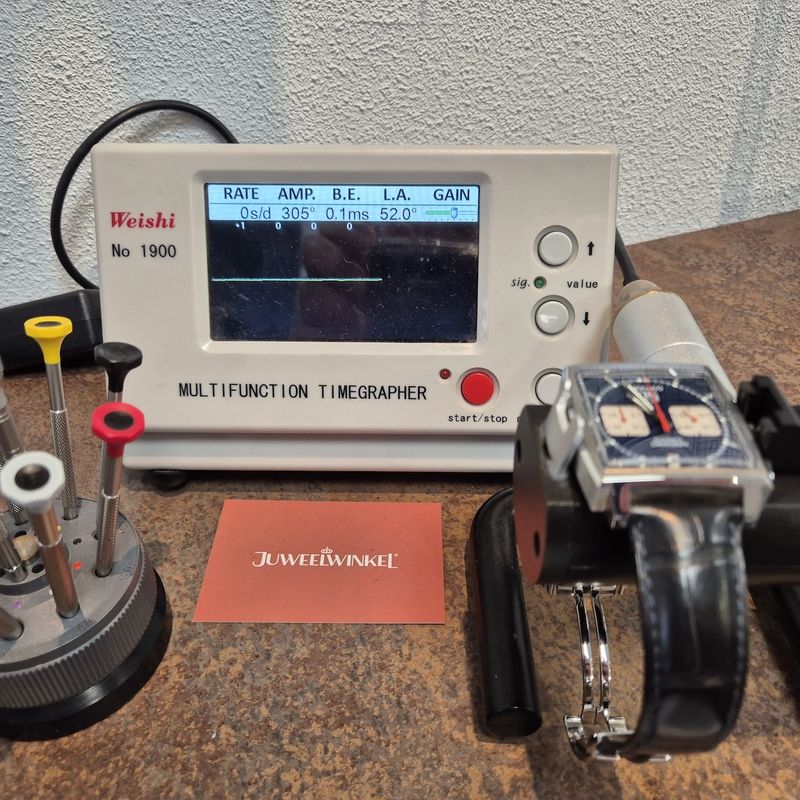 Image 22 of TAG Heuer Monaco CW2113; Chronograph men's watch