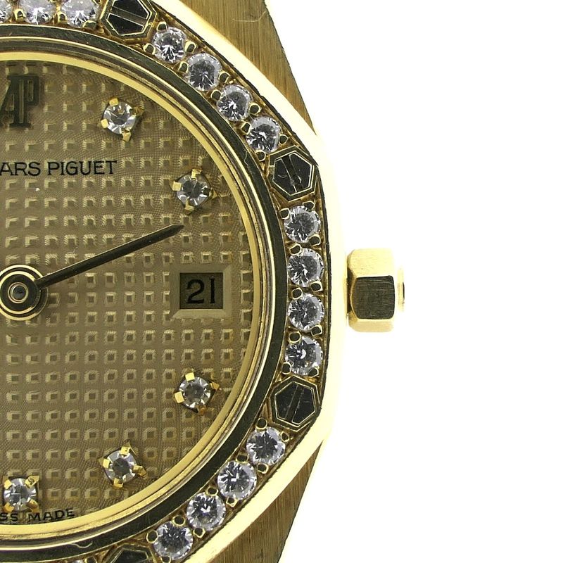 Image 19 of Audemars Piguet Royal Oak 66319BA; 18k gold women's watch with diamonds