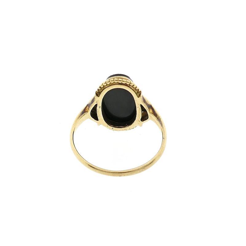 Image 6 of Yellow Gold Ring with Sardonyx Cameo; 14K; Size 15.5