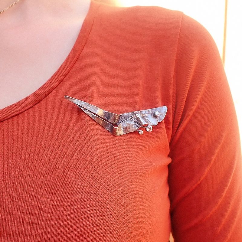 Image 4 of Silver abstract brooch with zirconia stones