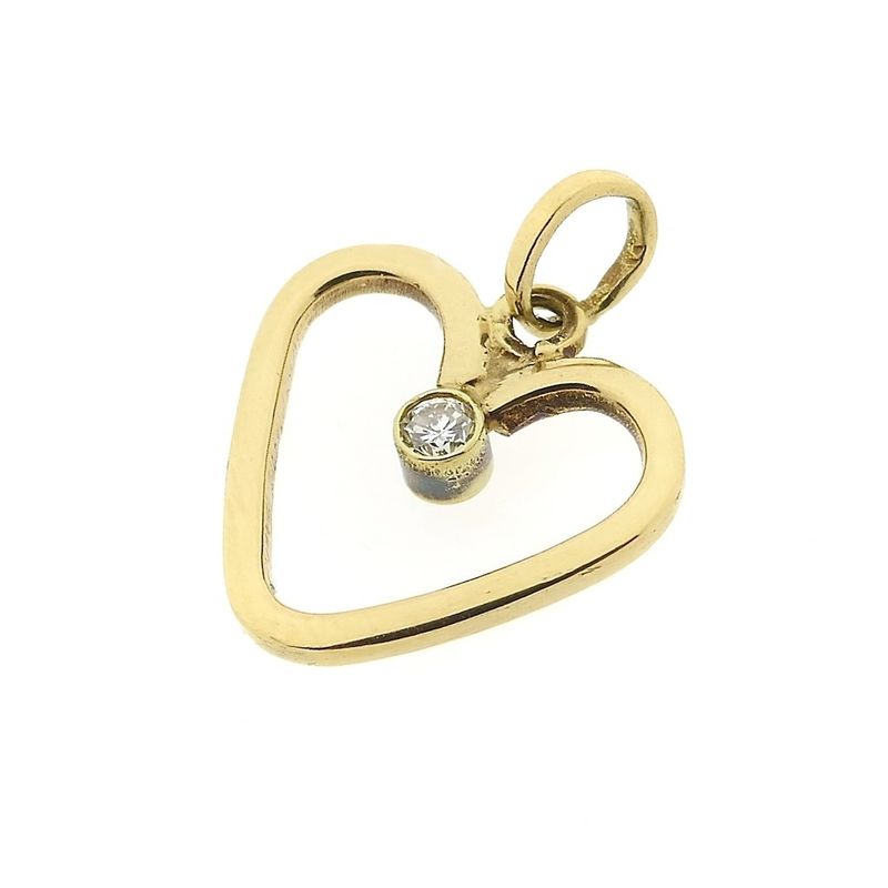 Image 8 of Gold heart pendant with diamond | 0.08 ct.