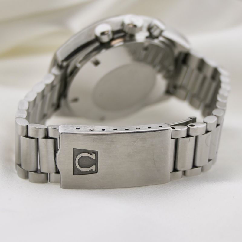 Image 8 of Omega Speedmaster Mark II 'Racing Dial'; Vintage chronograph men's watch