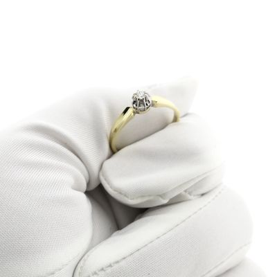 Image 2 of Gold ring with diamond | 0.08 ct.