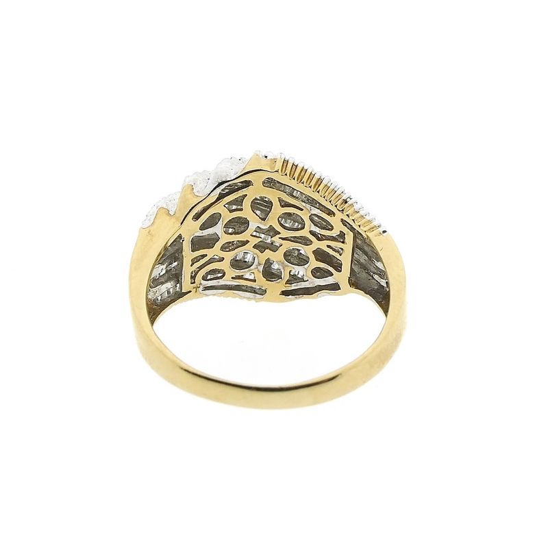 Image 4 of Gold pavé ring with diamonds; 1.31 ct.