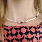 Image 3 of Pearl necklace with lapis lazuli and gold clasp | 43 cm