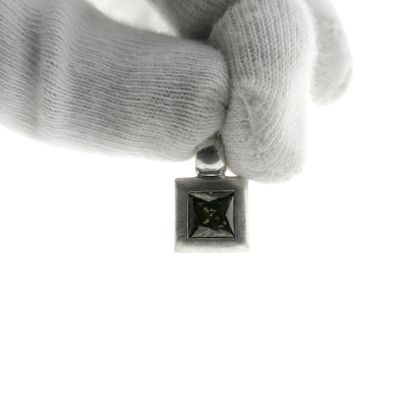 Image 2 of Silver charm; Olivine