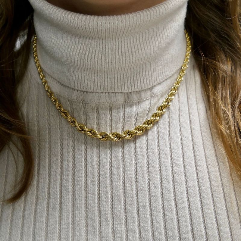 Image 9 of 8 carat twisted link chain