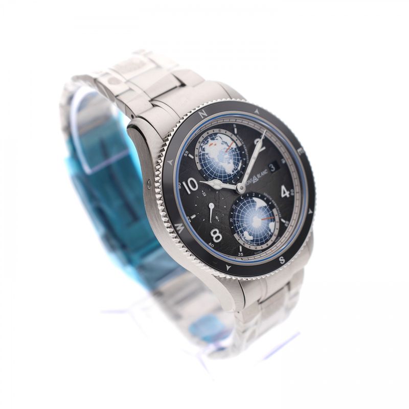 Image 4 of Montblanc 1858 Geosphere 0 Oxygen 'The 8000' MB130982; Automatic Watch