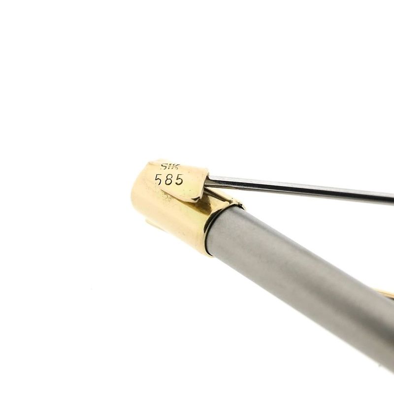 Image 4 of Two-tone gold dynamic brooch