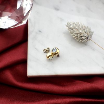 Image 2 of Gold stud earrings with topaz