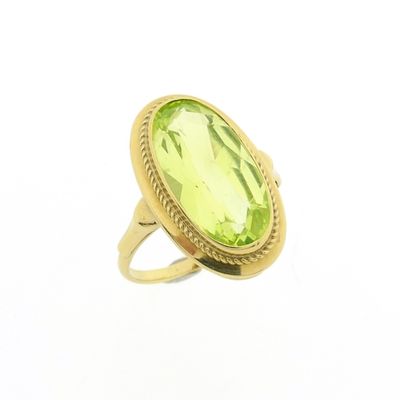 Gold ring with synthetic gemstone from the 60s | Vintage Image 1 of Gold ring with synthetic gemstone from the 60s | Vintage