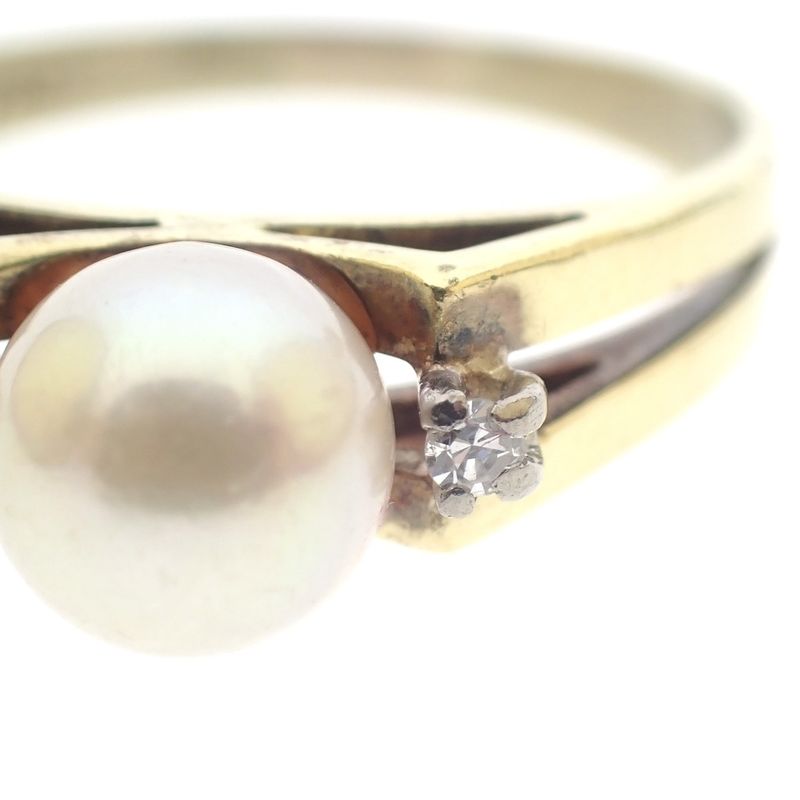 Image 8 of Gold ring with diamond 0.05 ct.